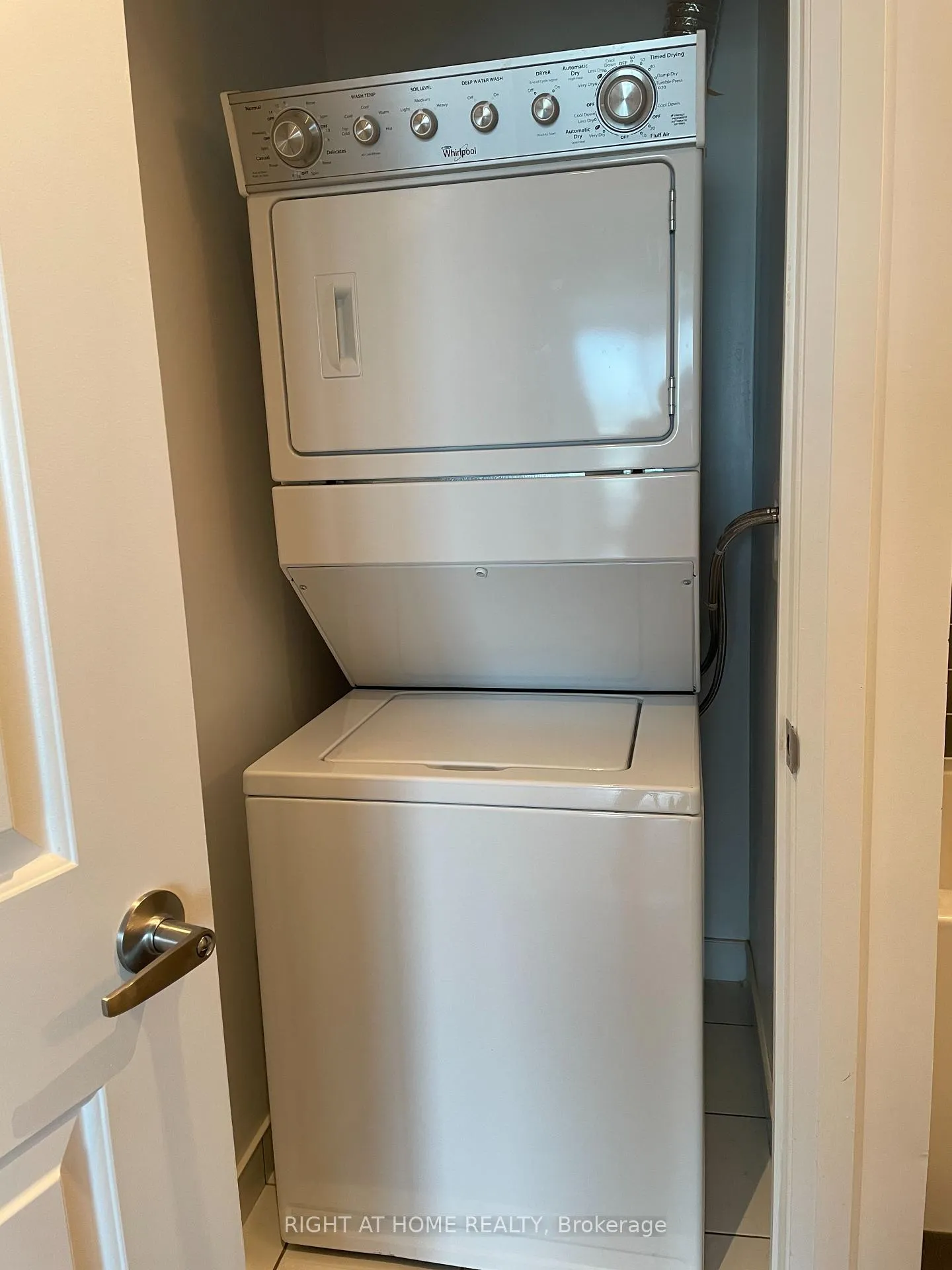 Photo 22 of Unit 410, 55 Speers Road, Oakville, Central — HOMEH