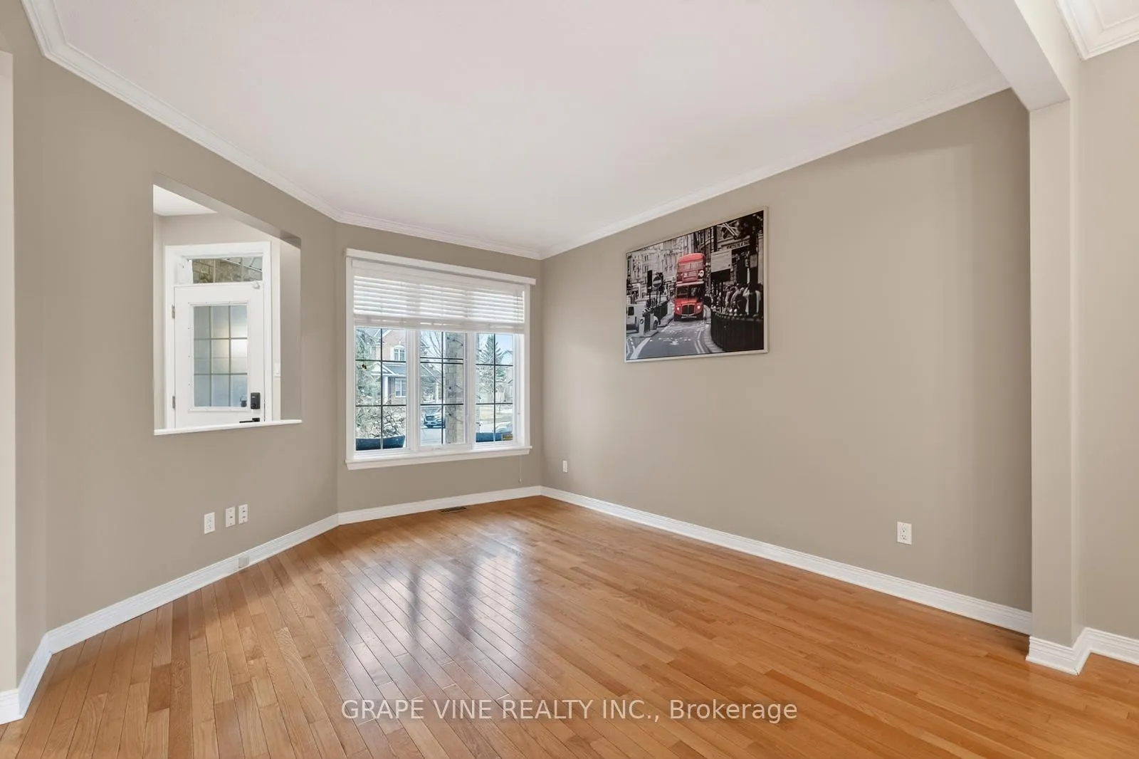 Photo 13 of 103 Rowallen Place, Ottawa, Hunt Club Park/Greenboro — HOMEH