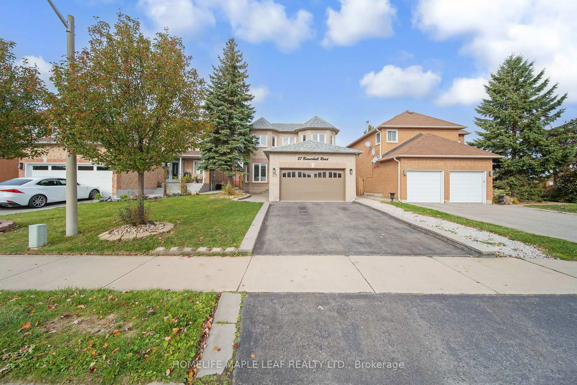 Photo 2 of 27 Beaverhall Road, Brampton, Brampton West — HOMEH