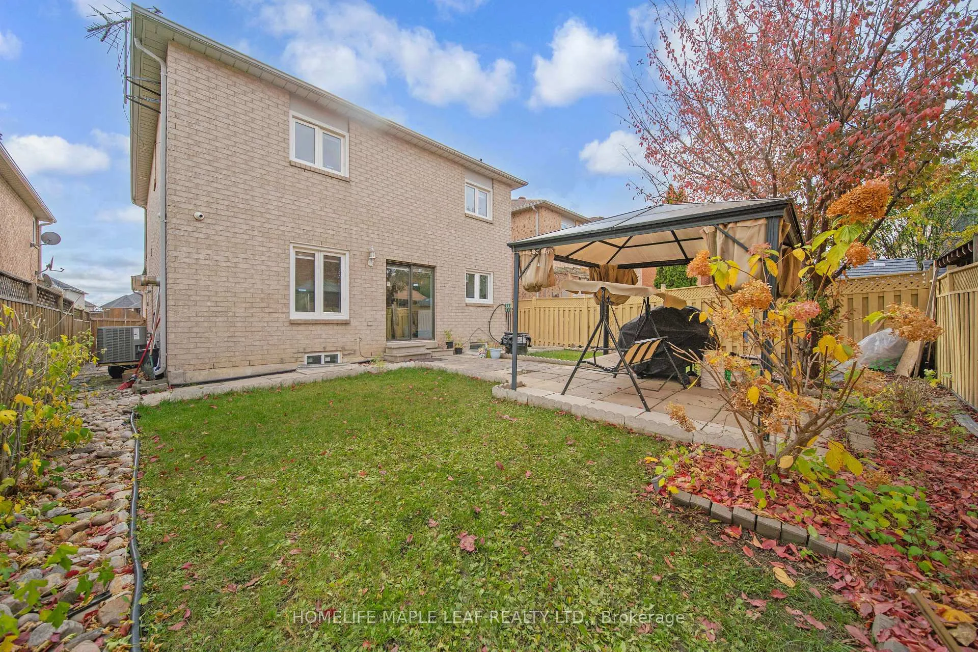 Photo 30 of 27 Beaverhall Road, Brampton, Brampton West — HOMEH
