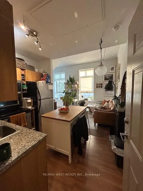 Photo 3 of Unit 2, 108 Dovercourt Road, Toronto, Little Portugal — HOMEH