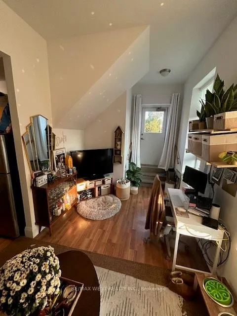 Photo 8 of Unit 2, 108 Dovercourt Road, Toronto, Little Portugal — HOMEH