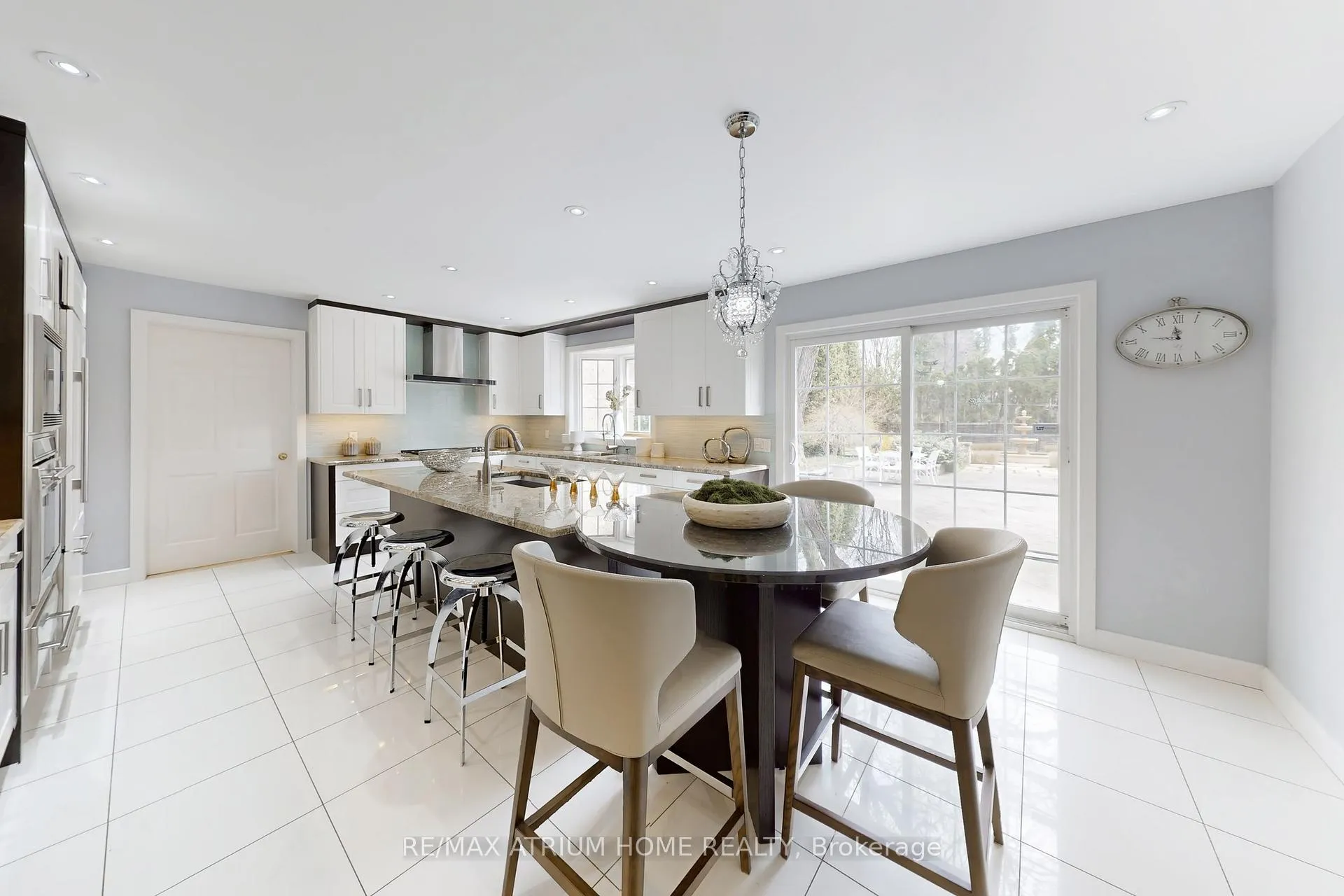 Photo 16 of 19 Limcombe Drive, Markham, Bayview Glen — HOMEH
