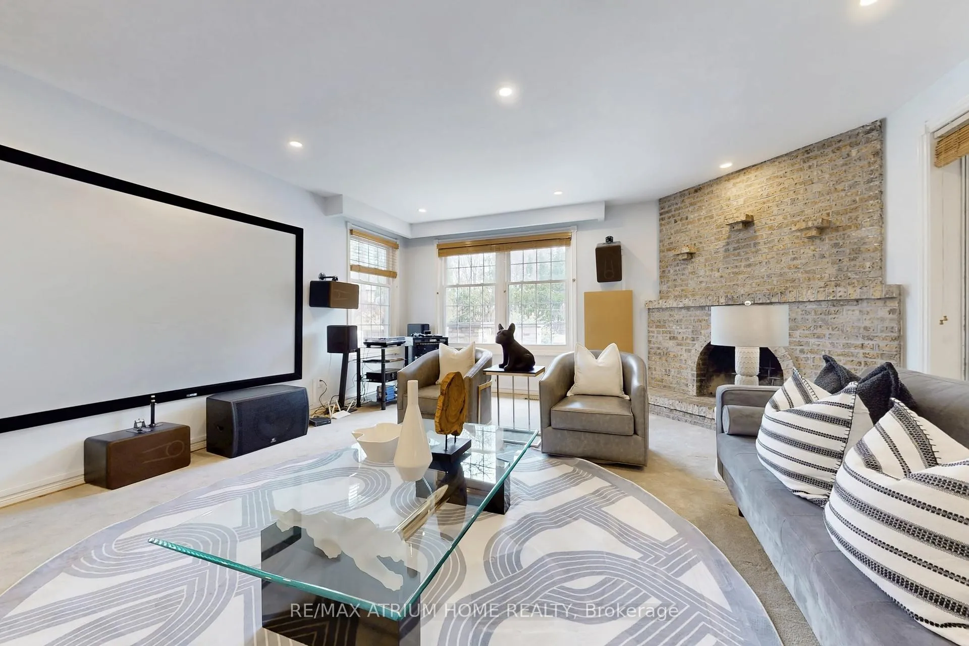 Photo 18 of 19 Limcombe Drive, Markham, Bayview Glen — HOMEH