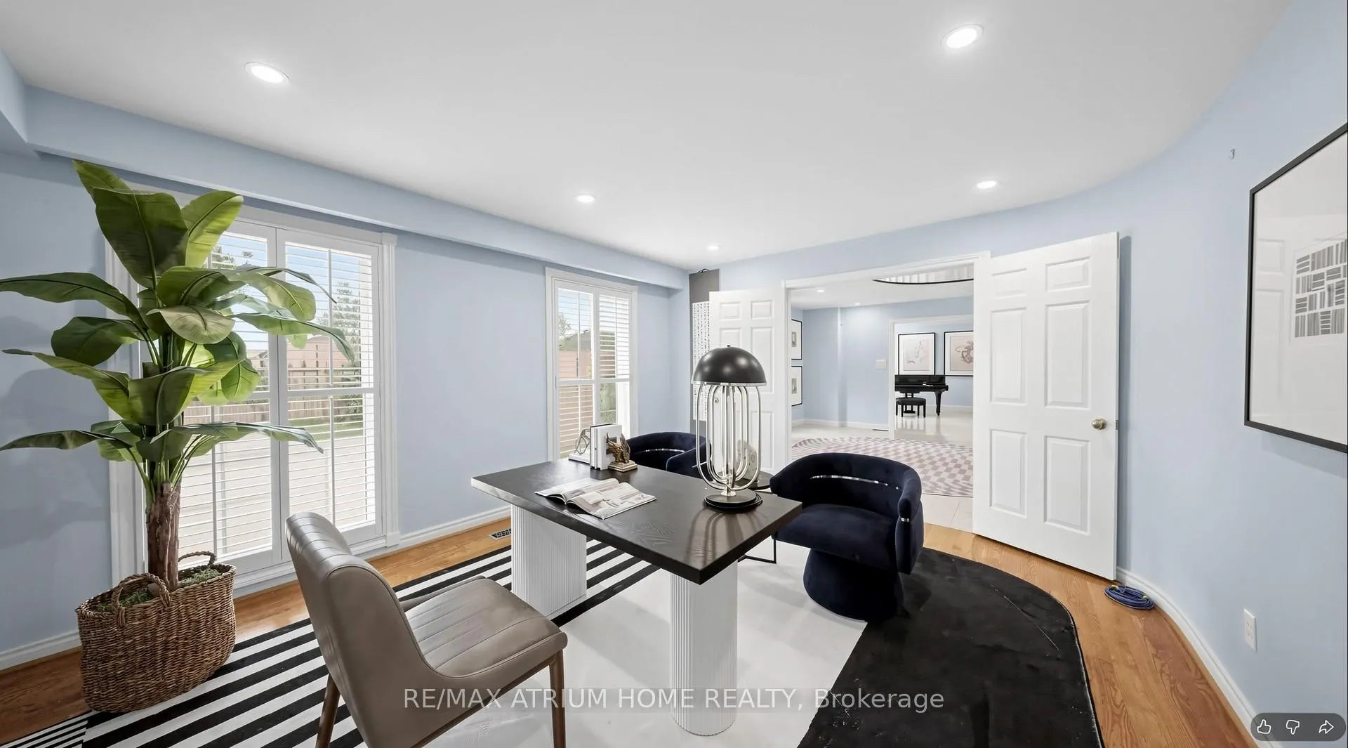Photo 20 of 19 Limcombe Drive, Markham, Bayview Glen — HOMEH