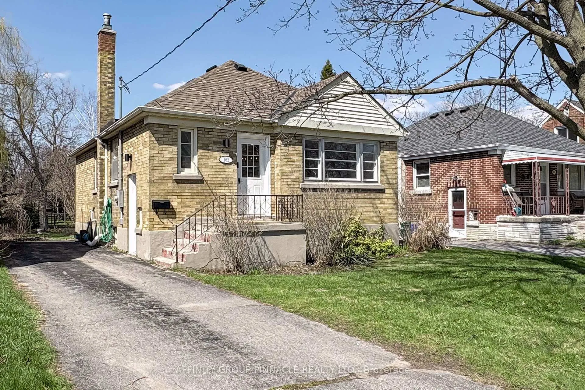 Photo 3 of 162 University Avenue E, Cobourg — HOMEH