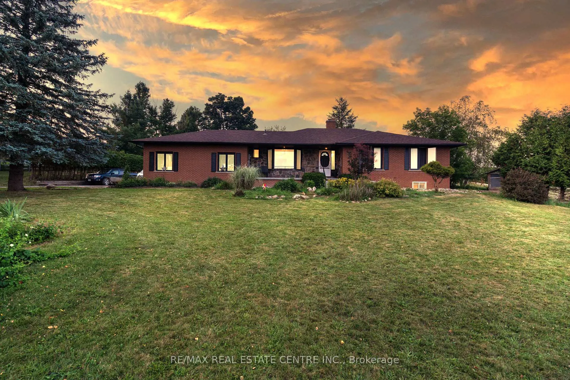 Photo 1 of 5295 Fifth Line, Erin, Rural Erin — HOMEH