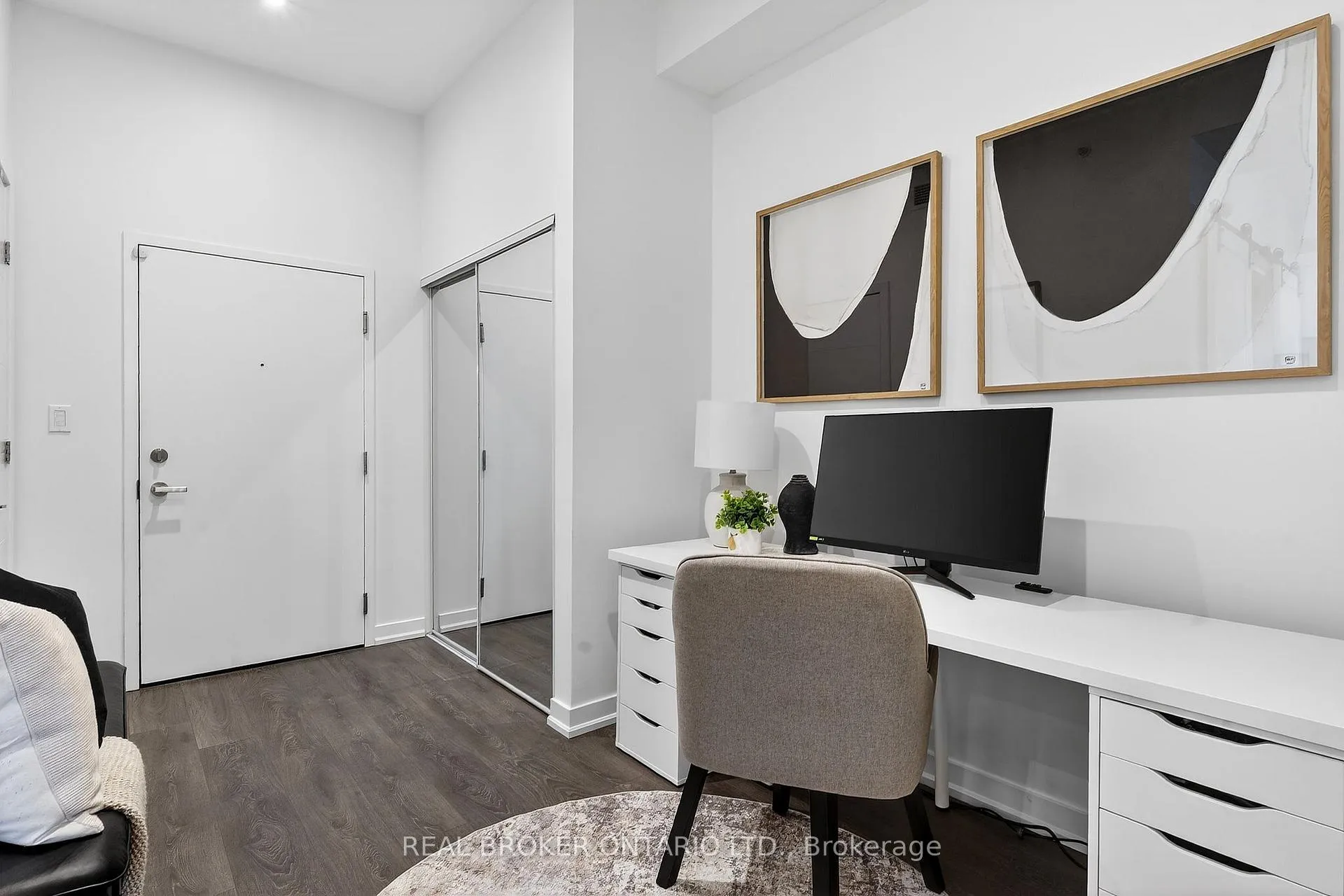 Photo 6 of Unit 418, 4040 Upper Middle Road, Burlington, Tansley — HOMEH