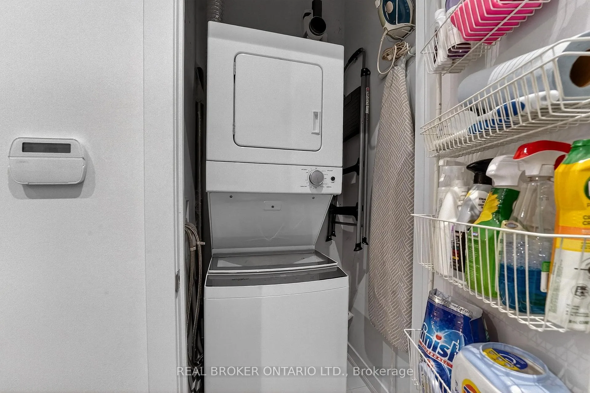 Photo 8 of Unit 418, 4040 Upper Middle Road, Burlington, Tansley — HOMEH