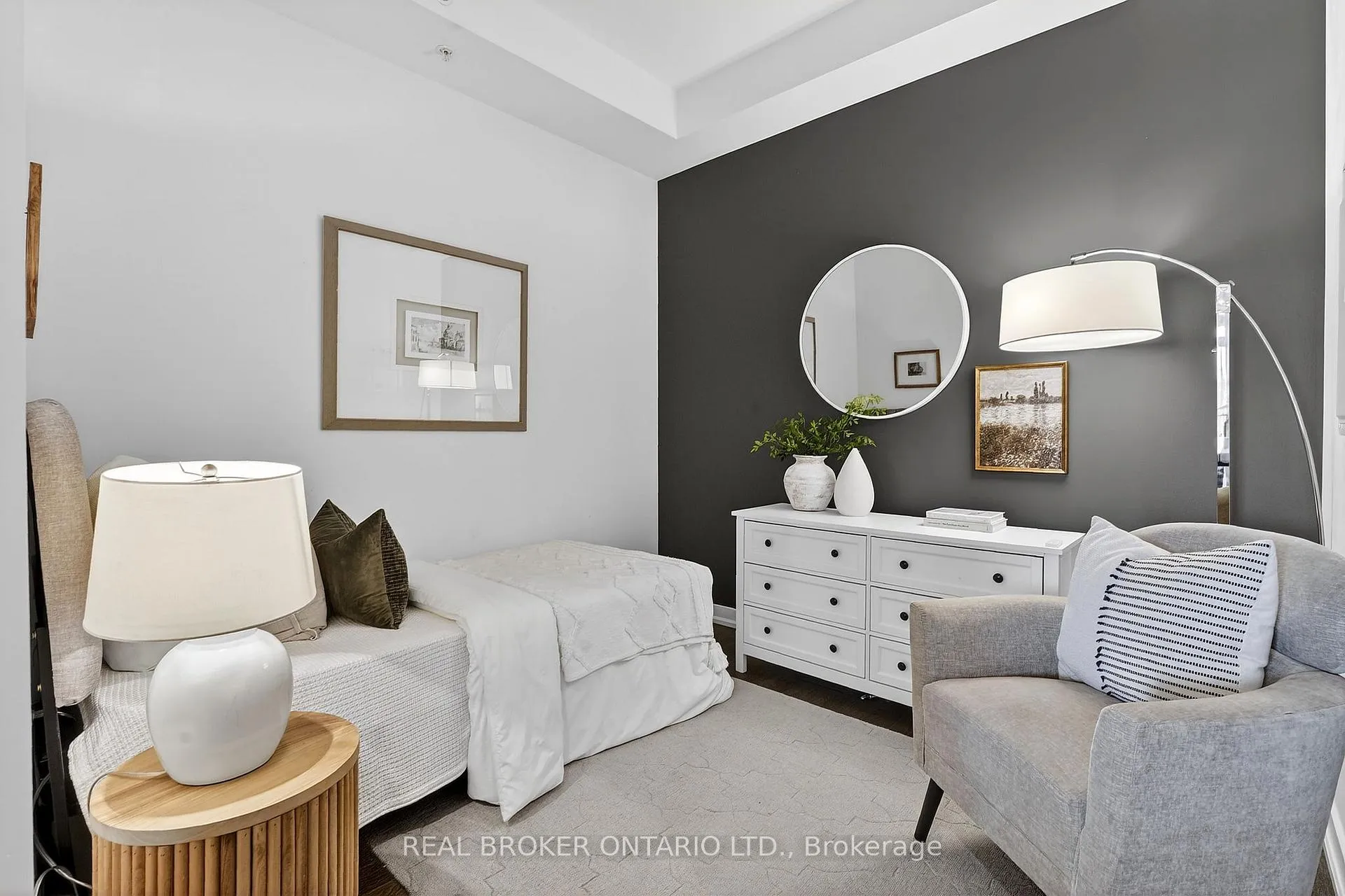 Photo 10 of Unit 418, 4040 Upper Middle Road, Burlington, Tansley — HOMEH
