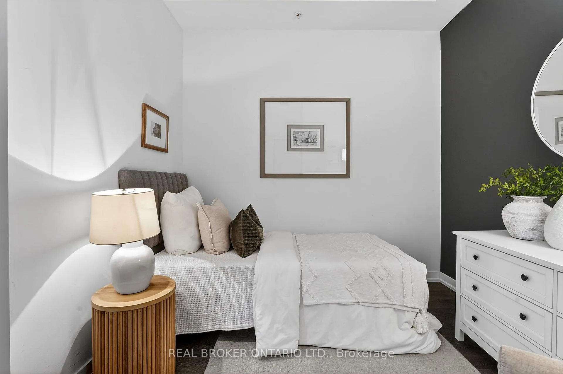 Photo 11 of Unit 418, 4040 Upper Middle Road, Burlington, Tansley — HOMEH