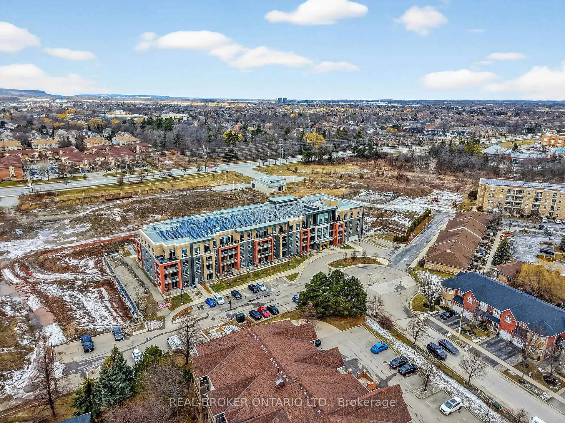 Photo 34 of Unit 418, 4040 Upper Middle Road, Burlington, Tansley — HOMEH