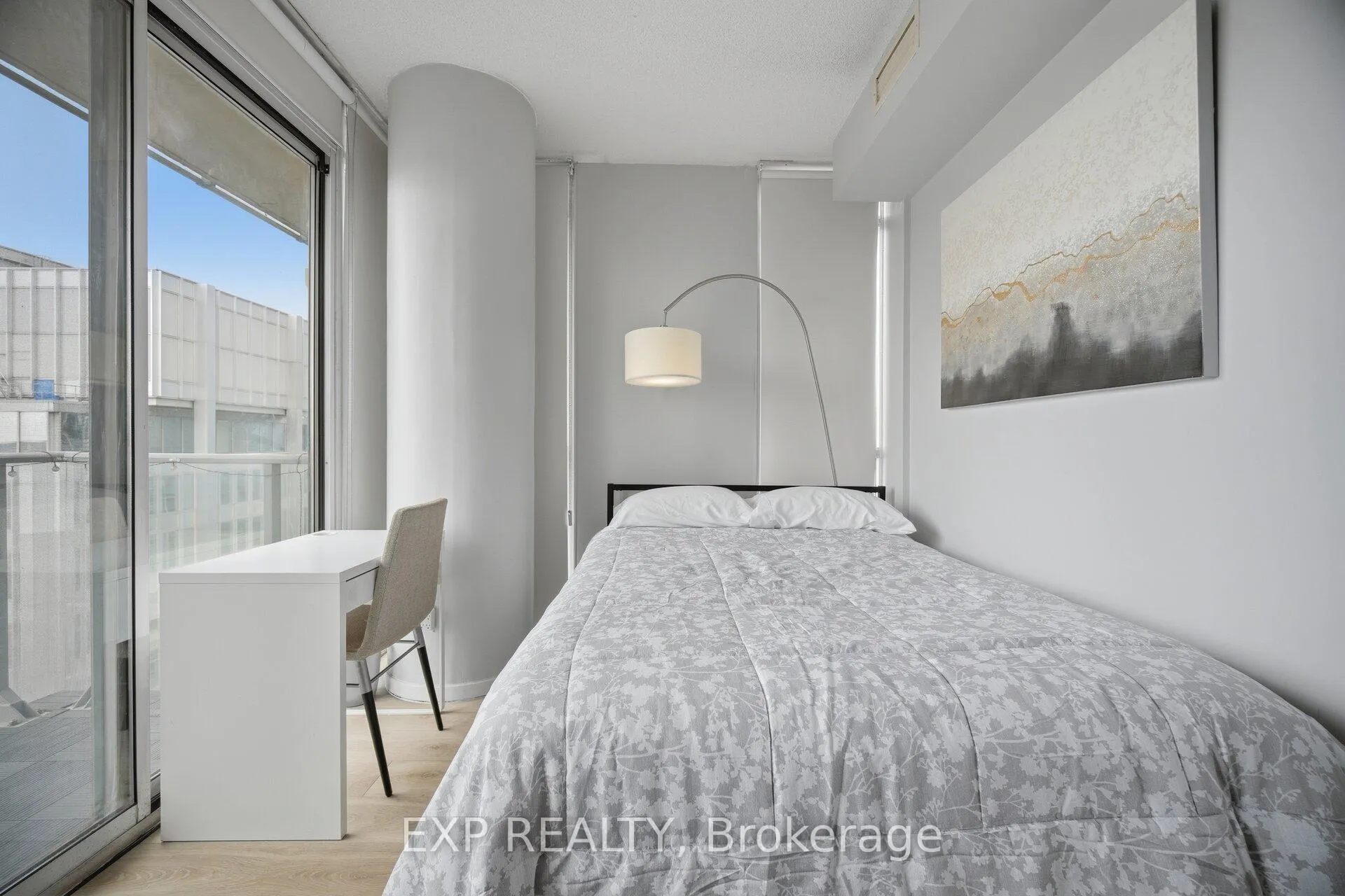 Photo 21 of Unit 1907, 126 Simcoe Street, Toronto, Waterfront Communities — HOMEH
