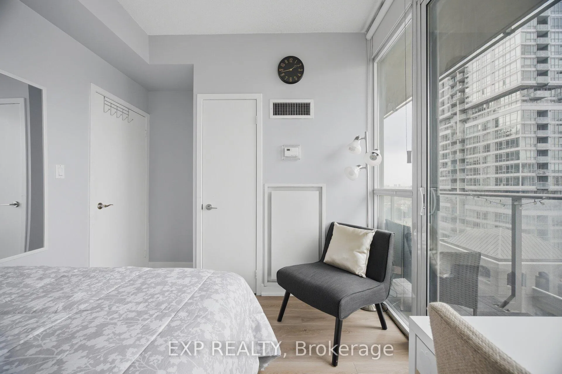 Photo 22 of Unit 1907, 126 Simcoe Street, Toronto, Waterfront Communities — HOMEH