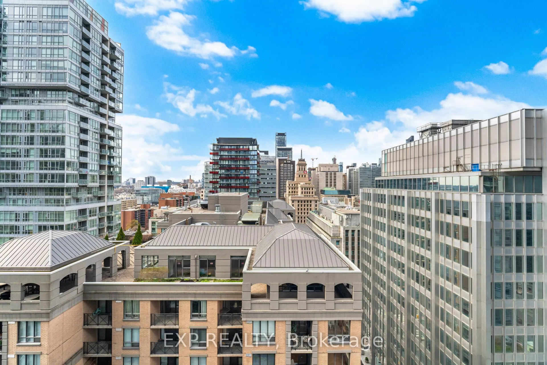 Photo 32 of Unit 1907, 126 Simcoe Street, Toronto, Waterfront Communities — HOMEH
