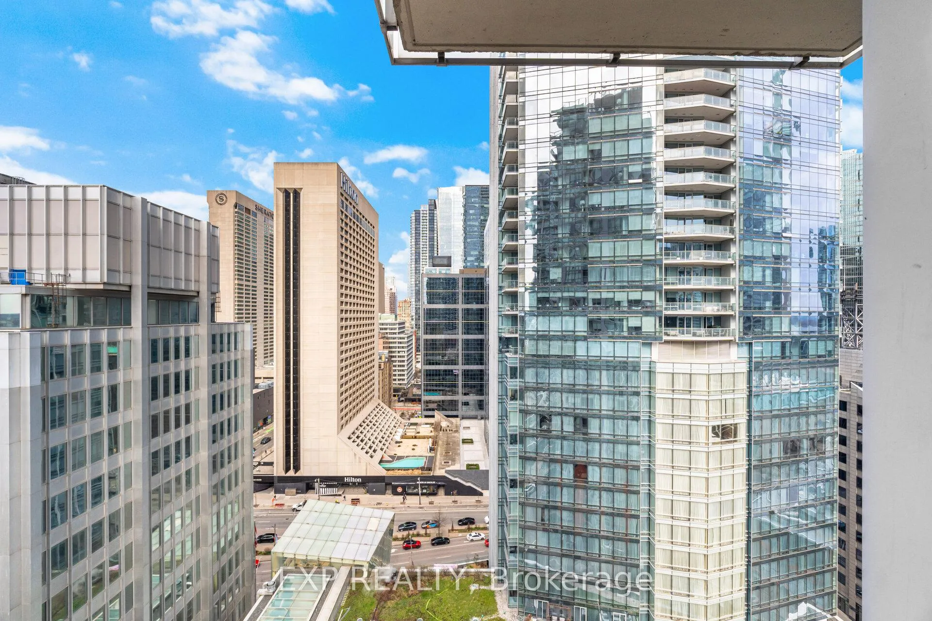 Photo 34 of Unit 1907, 126 Simcoe Street, Toronto, Waterfront Communities — HOMEH