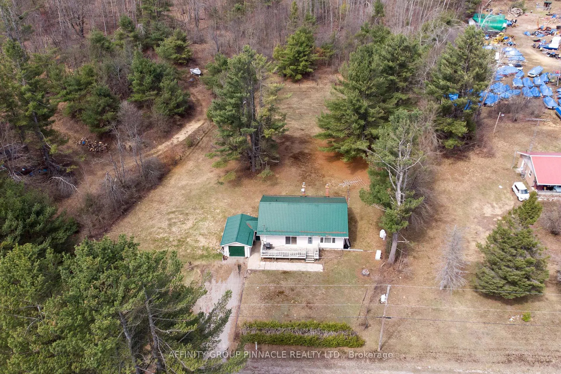 Photo 31 of 14 Hilton's Point Road, Kawartha Lakes, Laxton/Digby/Longford — HOMEH