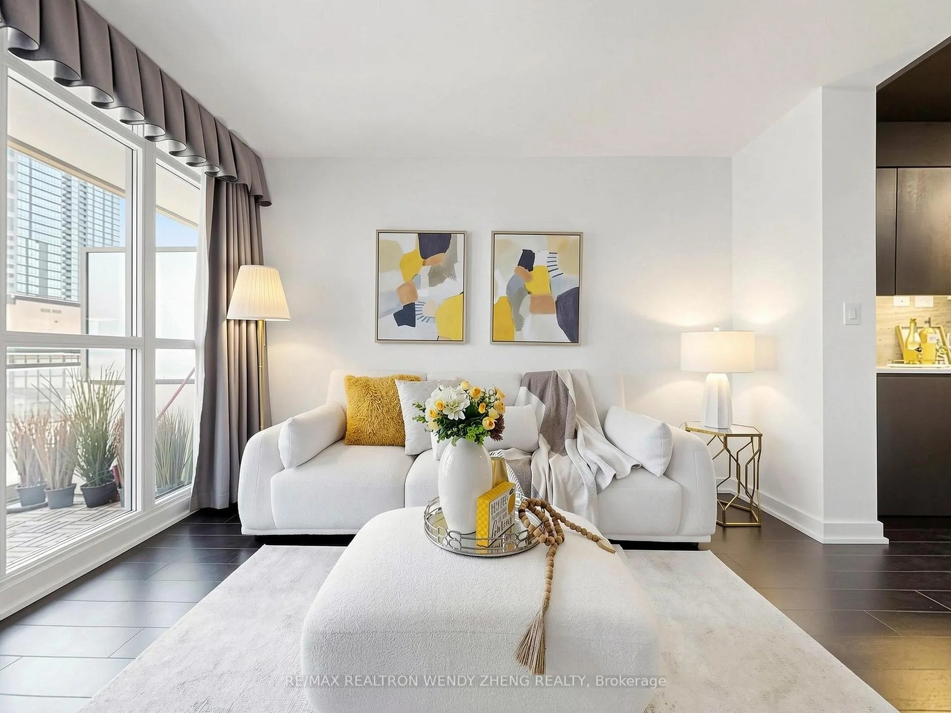 Photo 8 of Unit 1055, 10 Capreol Court, Toronto, Waterfront Communities — HOMEH