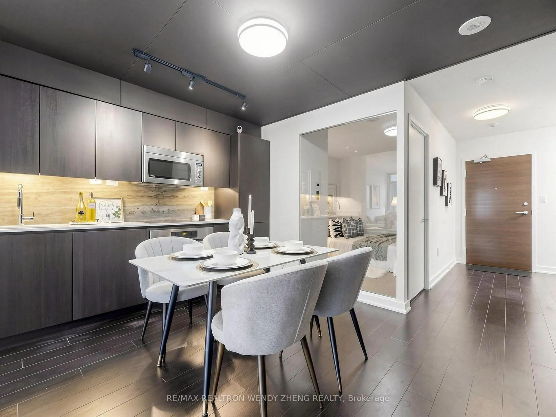 Photo 9 of Unit 1055, 10 Capreol Court, Toronto, Waterfront Communities — HOMEH