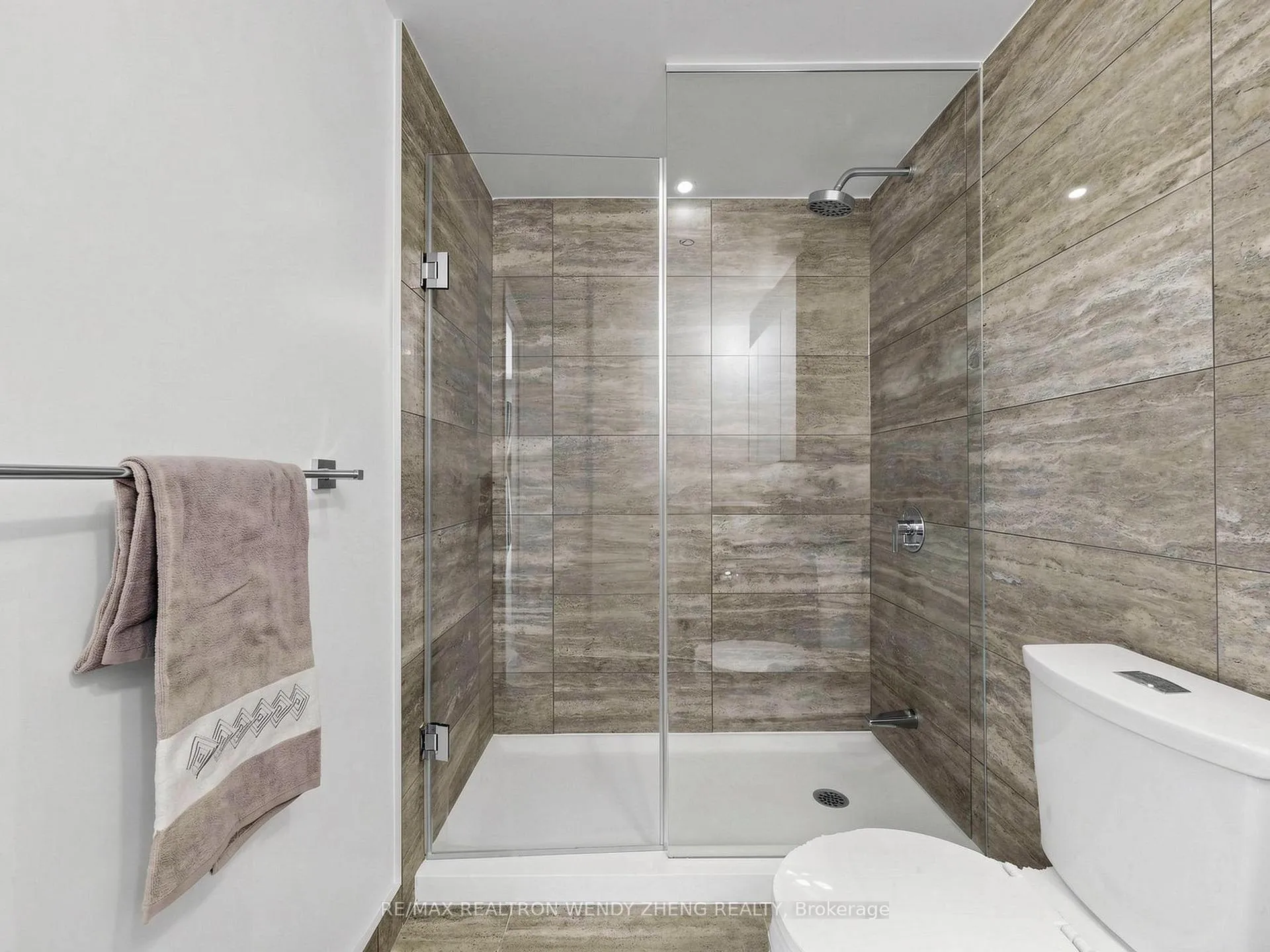 Photo 18 of Unit 1055, 10 Capreol Court, Toronto, Waterfront Communities — HOMEH
