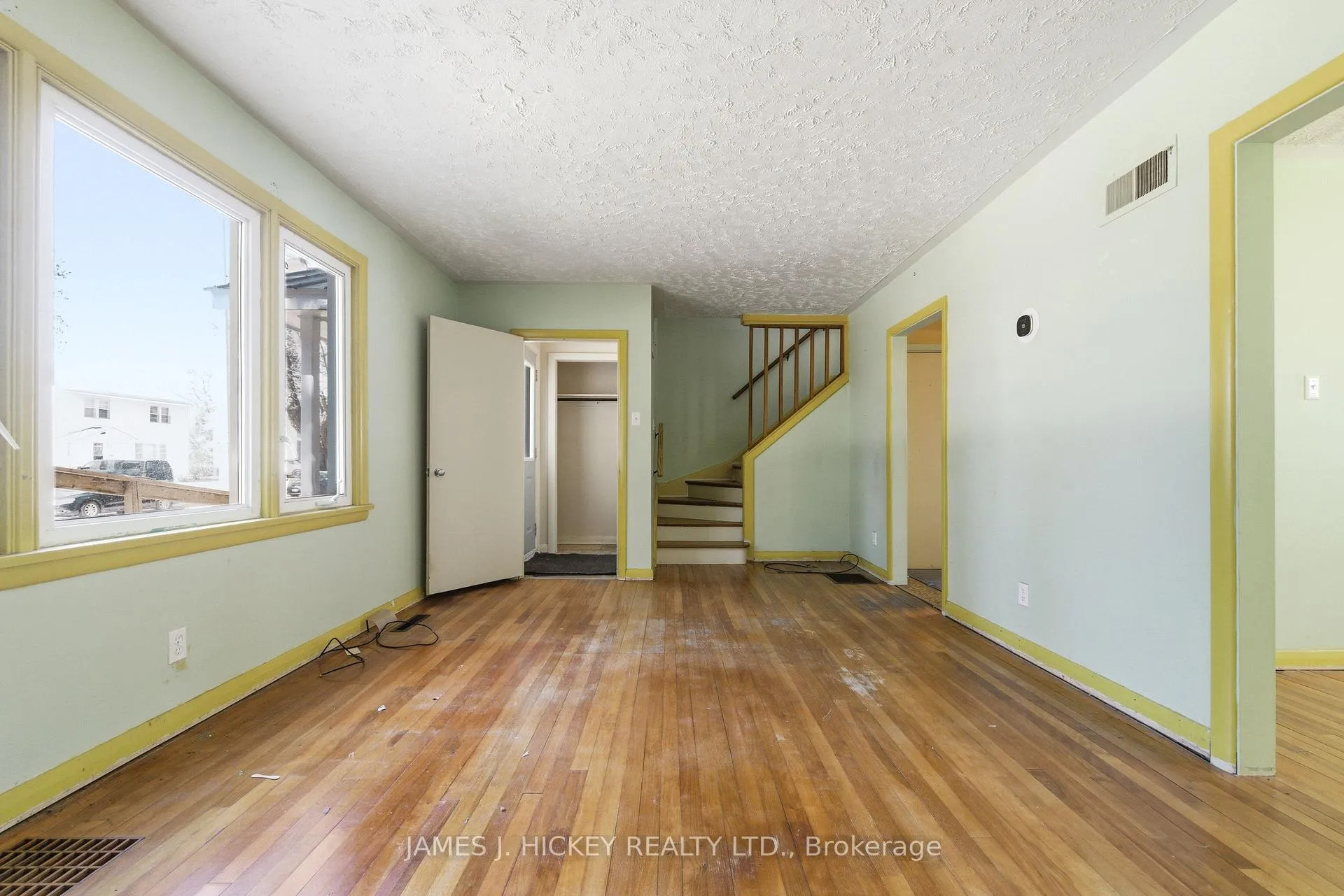 Photo 6 of 34 Faraday Crescent, Deep River, Deep River — HOMEH