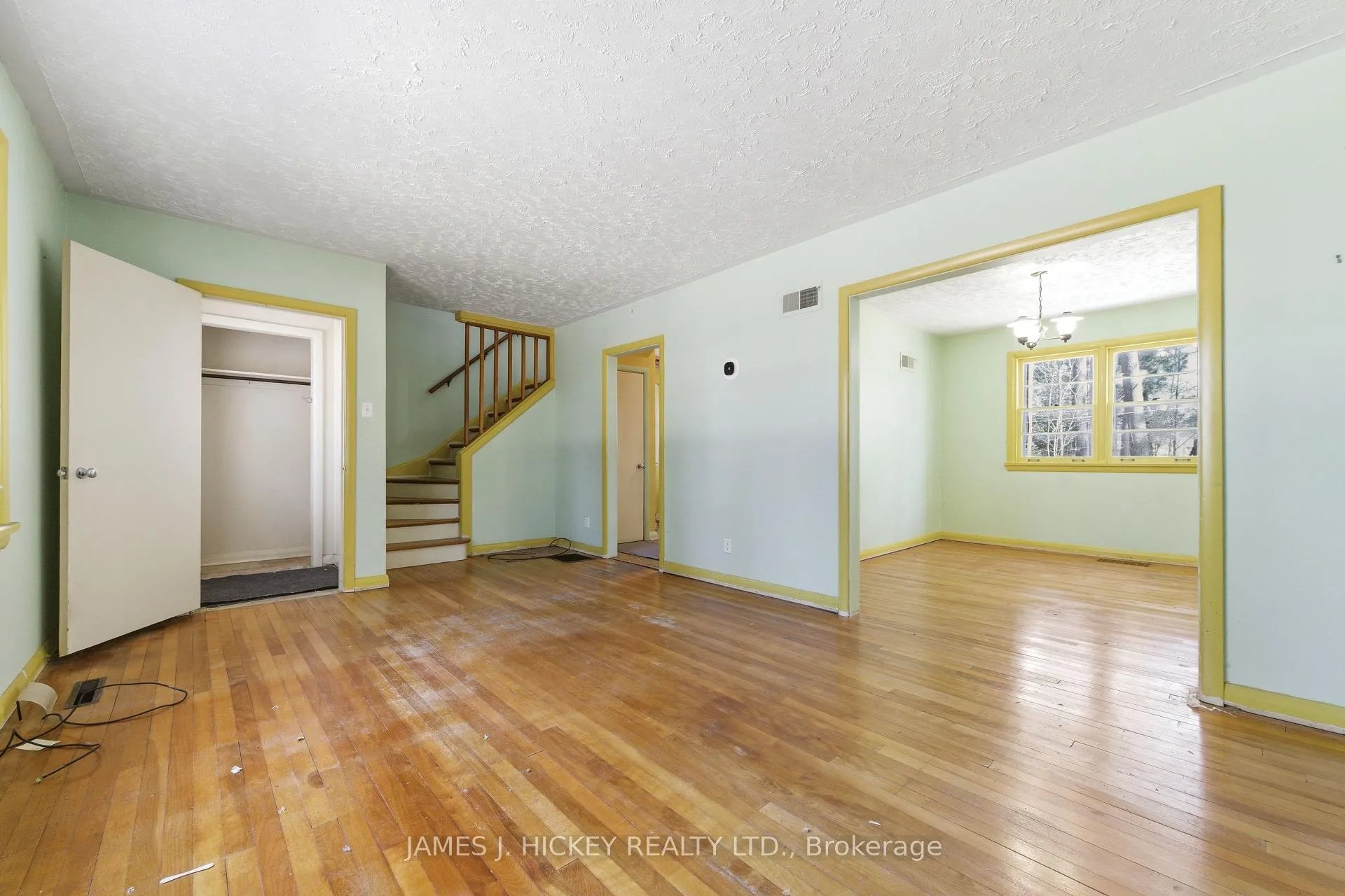 Photo 7 of 34 Faraday Crescent, Deep River, Deep River — HOMEH