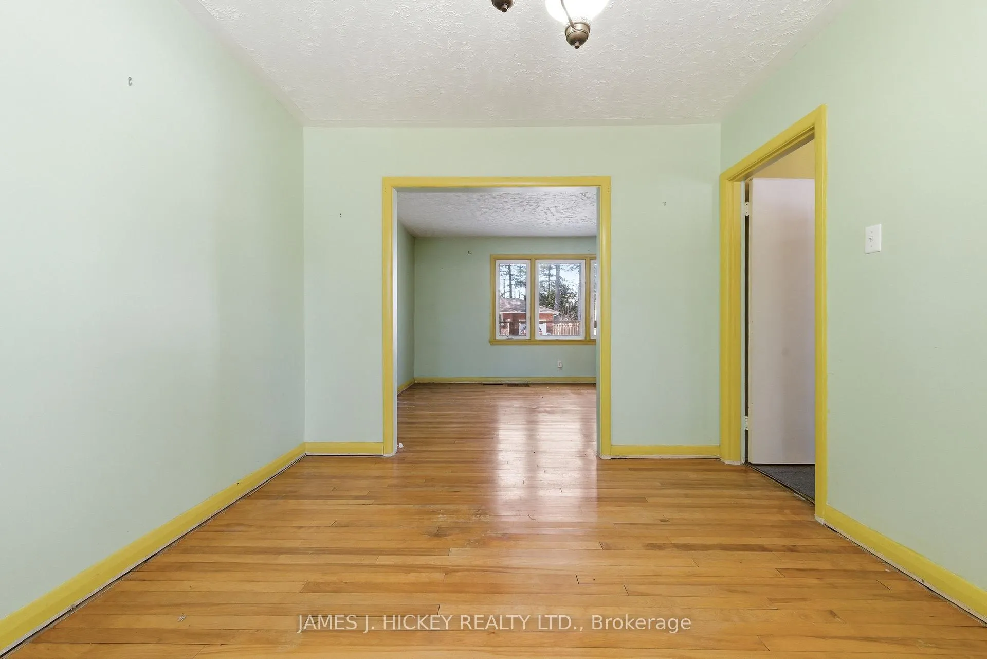 Photo 11 of 34 Faraday Crescent, Deep River, Deep River — HOMEH