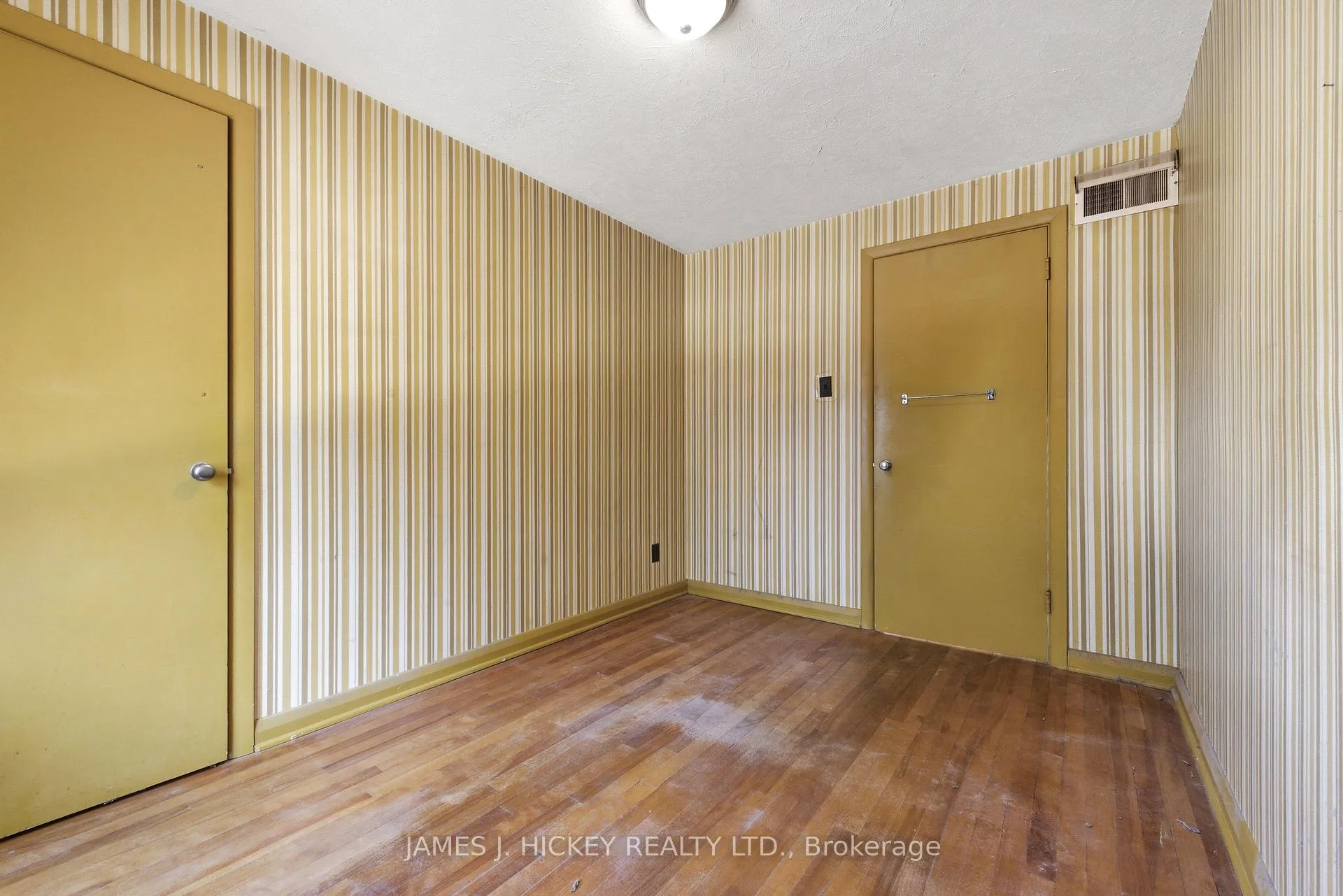 Photo 17 of 34 Faraday Crescent, Deep River, Deep River — HOMEH