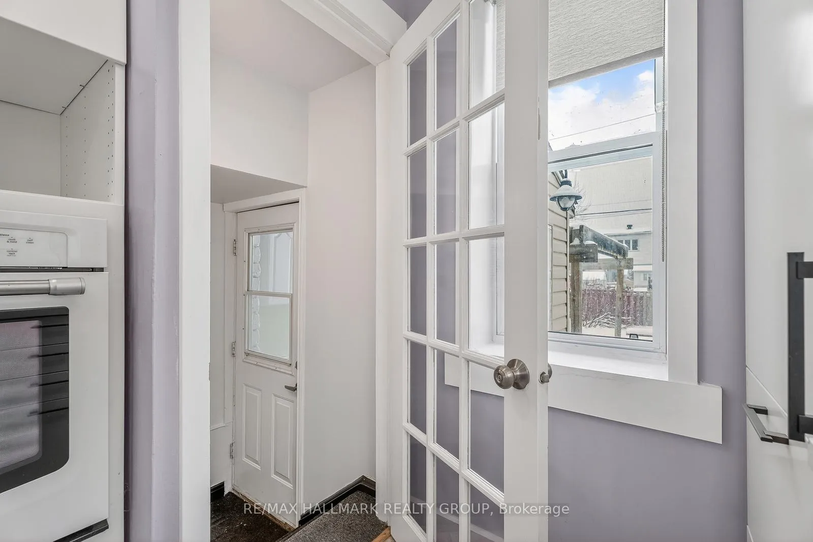 Photo 19 of 170 Donald Street, Ottawa, Overbrook/Castle Heights — HOMEH
