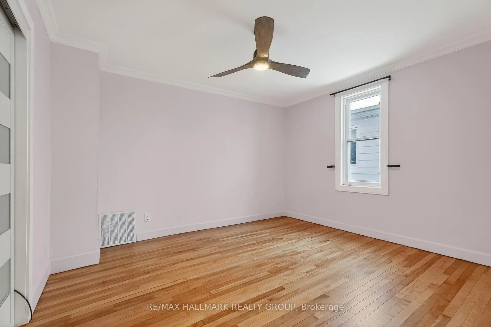Photo 21 of 170 Donald Street, Ottawa, Overbrook/Castle Heights — HOMEH