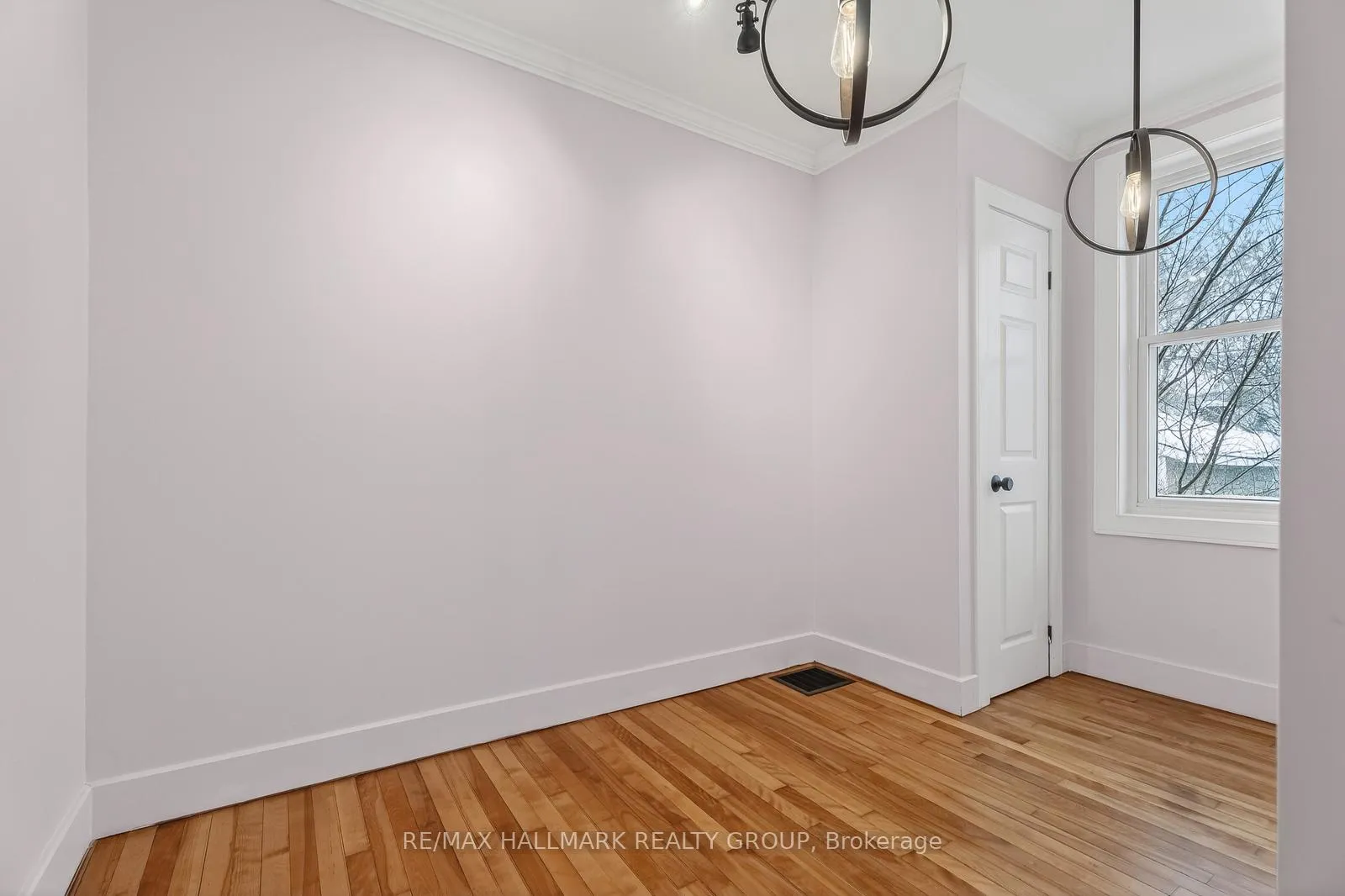 Photo 25 of 170 Donald Street, Ottawa, Overbrook/Castle Heights — HOMEH