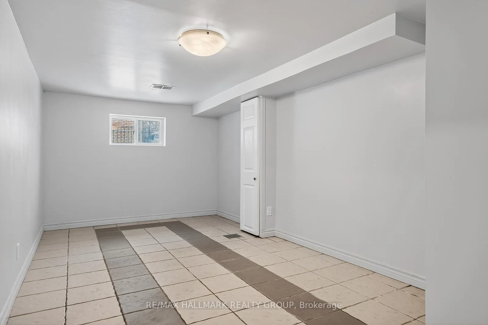 Photo 40 of 170 Donald Street, Ottawa, Overbrook/Castle Heights — HOMEH