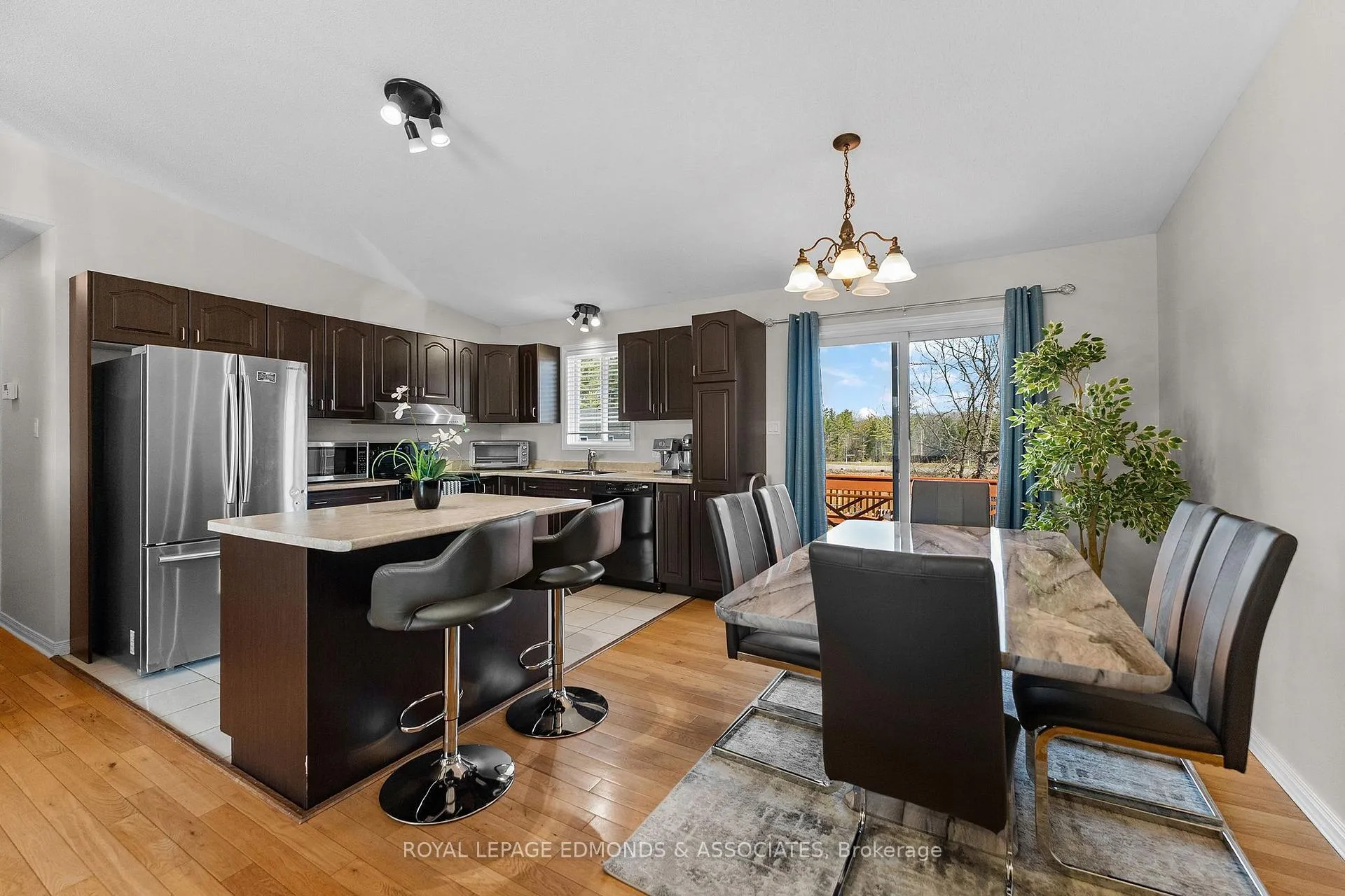 Photo 6 of 8 Gerald Avenue, Petawawa — HOMEH