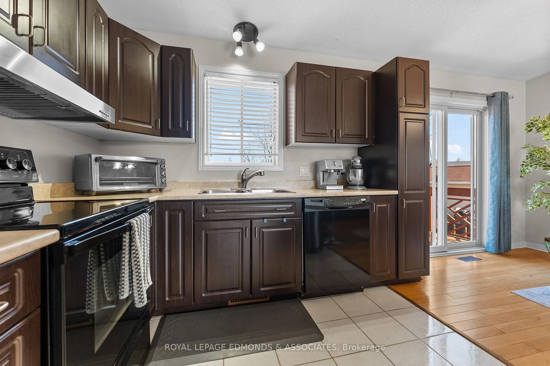 Photo 8 of 8 Gerald Avenue, Petawawa — HOMEH