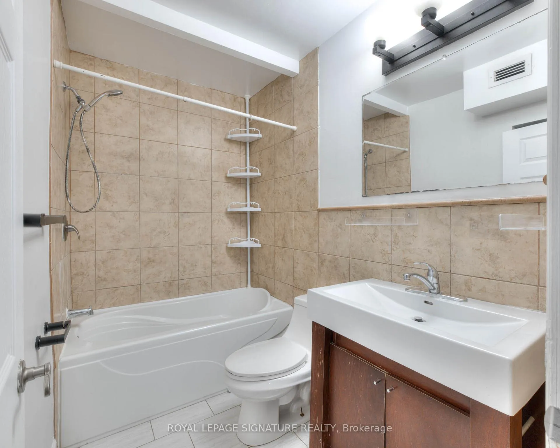 Photo 10 of 839 Stirling Avenue S, Kitchener, Meinzinger — HOMEH