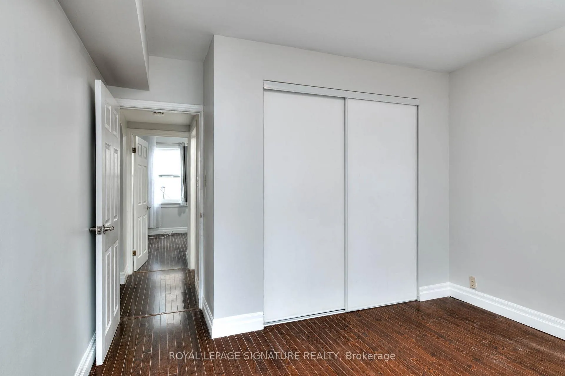 Photo 14 of 839 Stirling Avenue S, Kitchener, Meinzinger — HOMEH