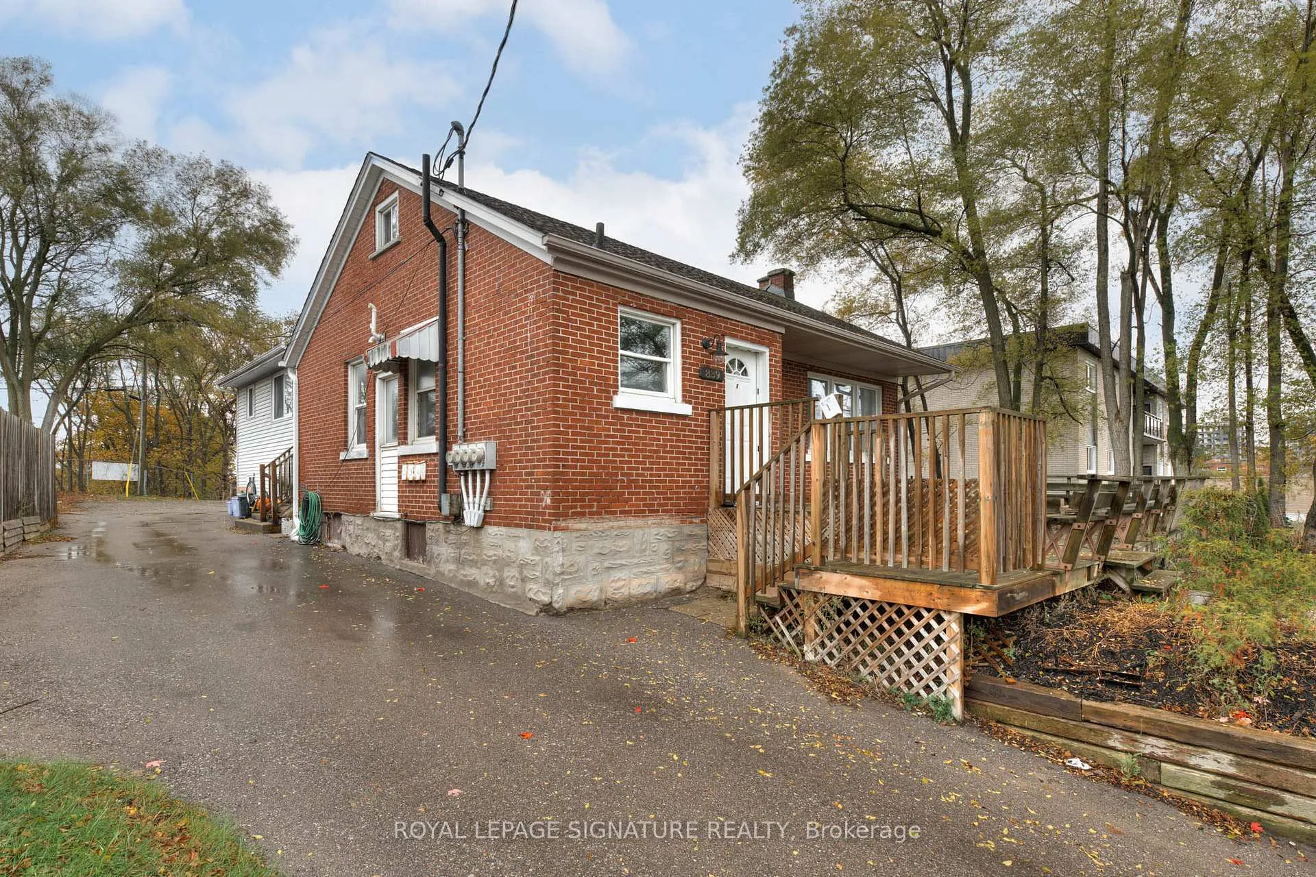 Photo 21 of 839 Stirling Avenue S, Kitchener, Meinzinger — HOMEH