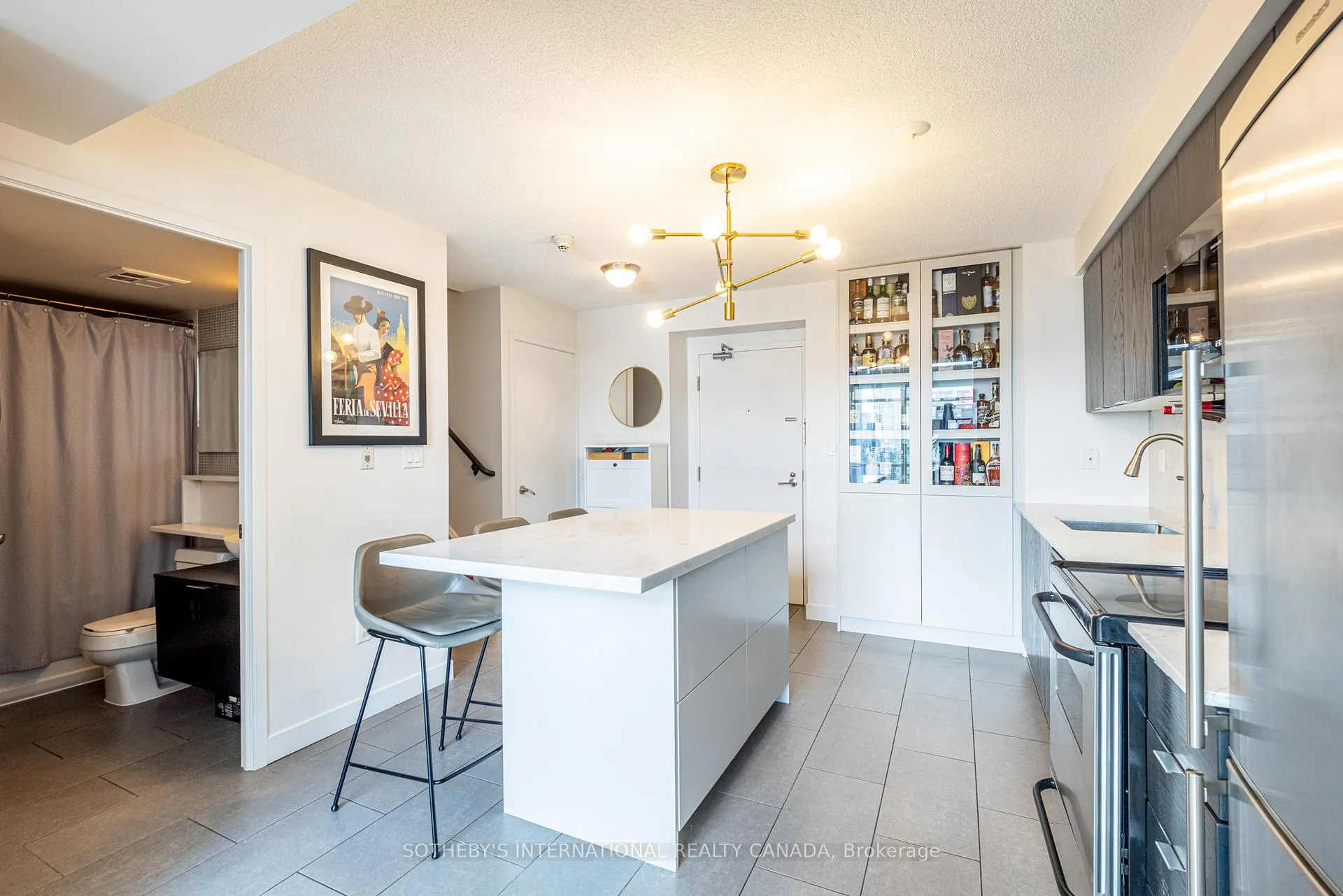 Photo 5 of Unit 4308, 15 Fort York Boulevard, Toronto, Waterfront Communities — HOMEH