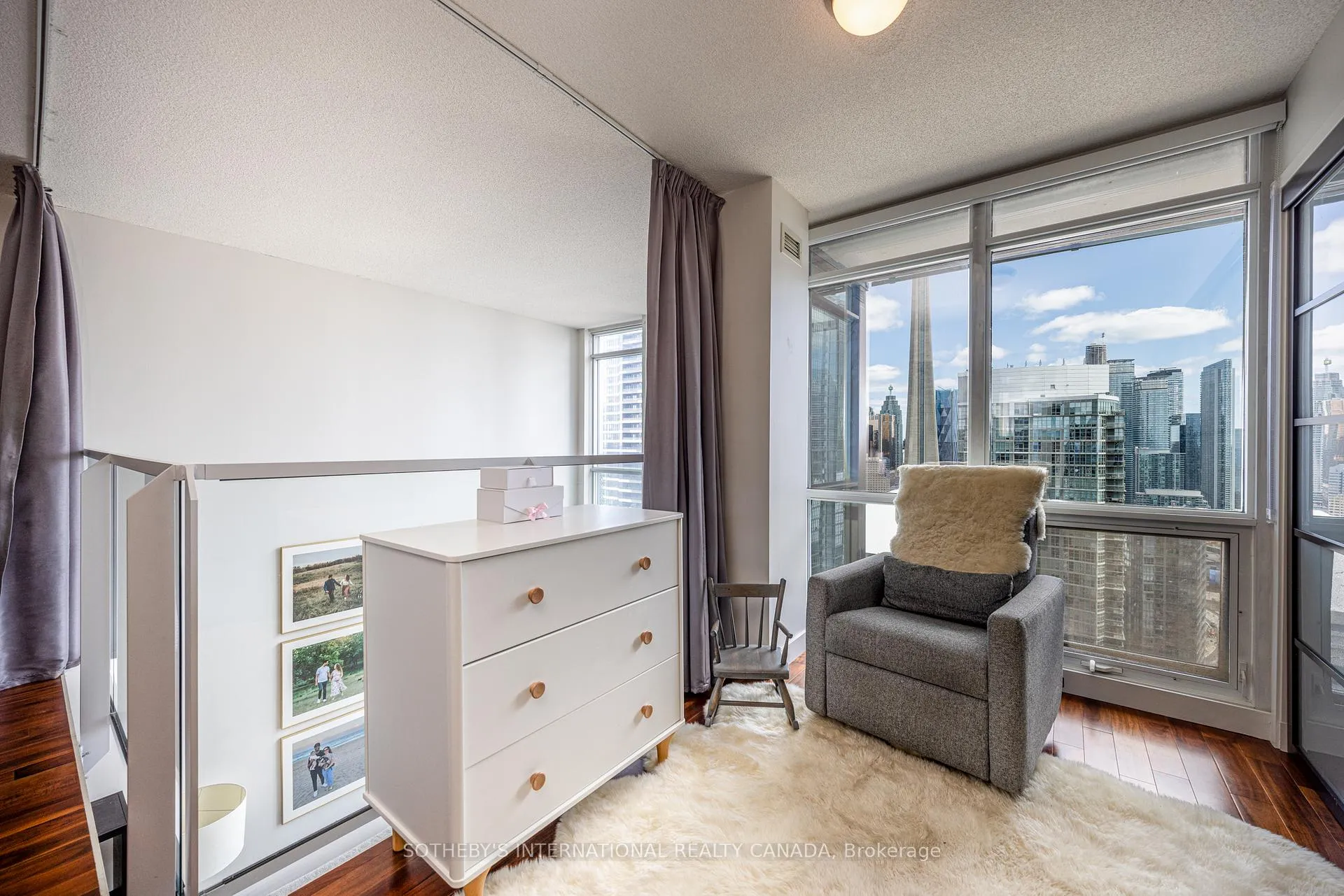 Photo 15 of Unit 4308, 15 Fort York Boulevard, Toronto, Waterfront Communities — HOMEH