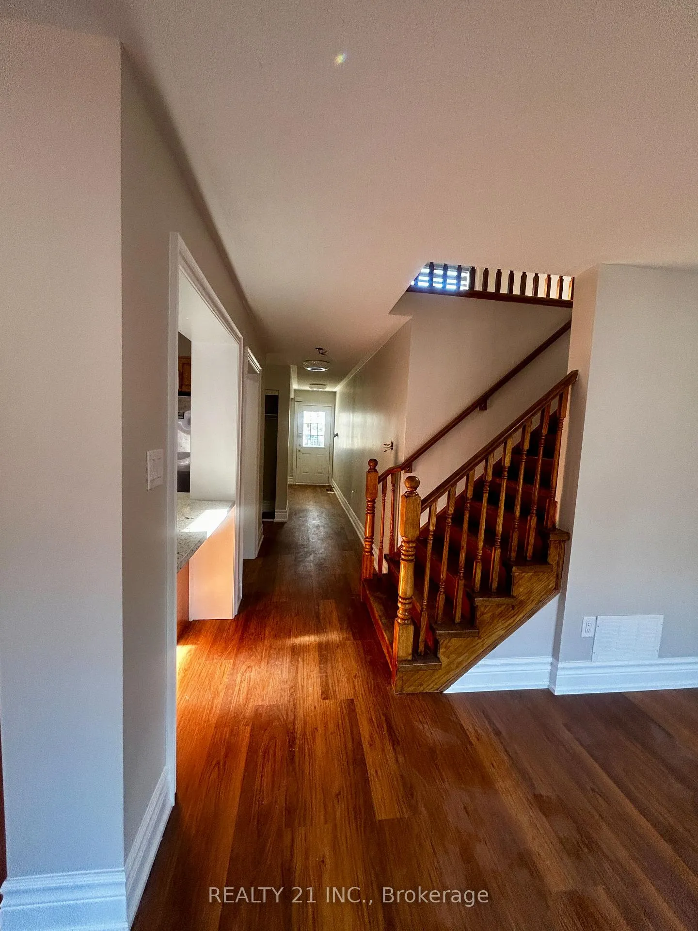 Photo 2 of Unit Main, 56 Coyote Crescent, Scarborough, Rouge — HOMEH
