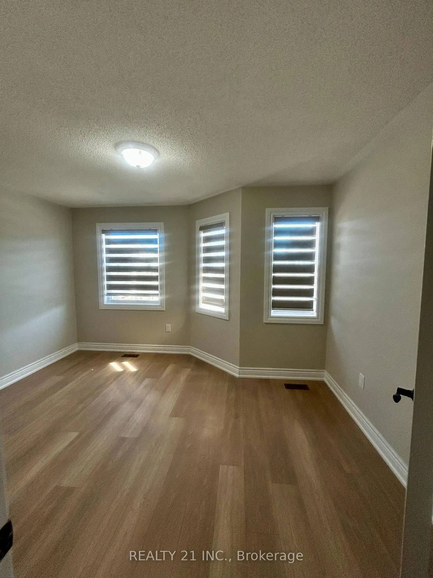 Photo 19 of Unit Main, 56 Coyote Crescent, Scarborough, Rouge — HOMEH