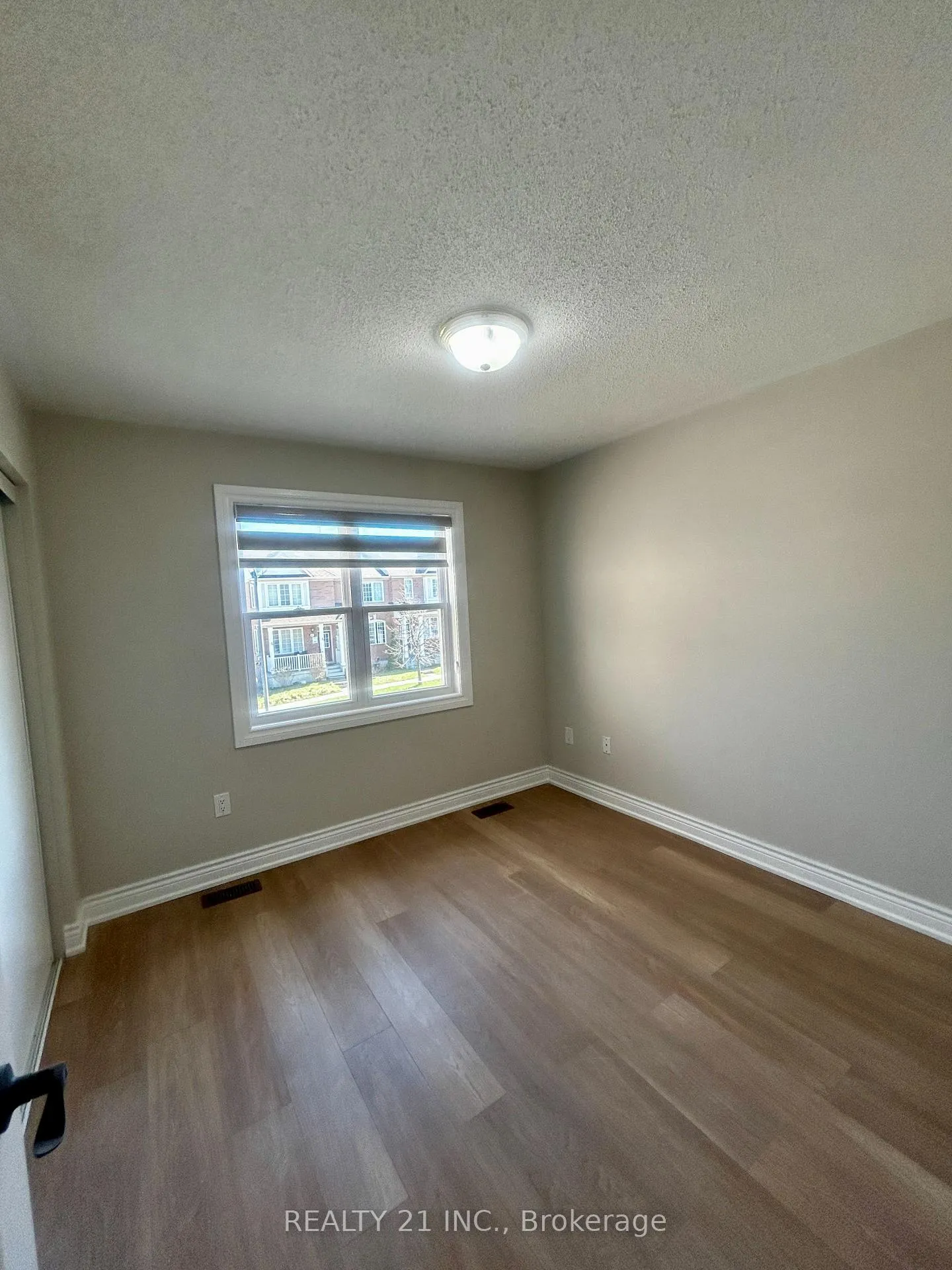 Photo 23 of Unit Main, 56 Coyote Crescent, Scarborough, Rouge — HOMEH