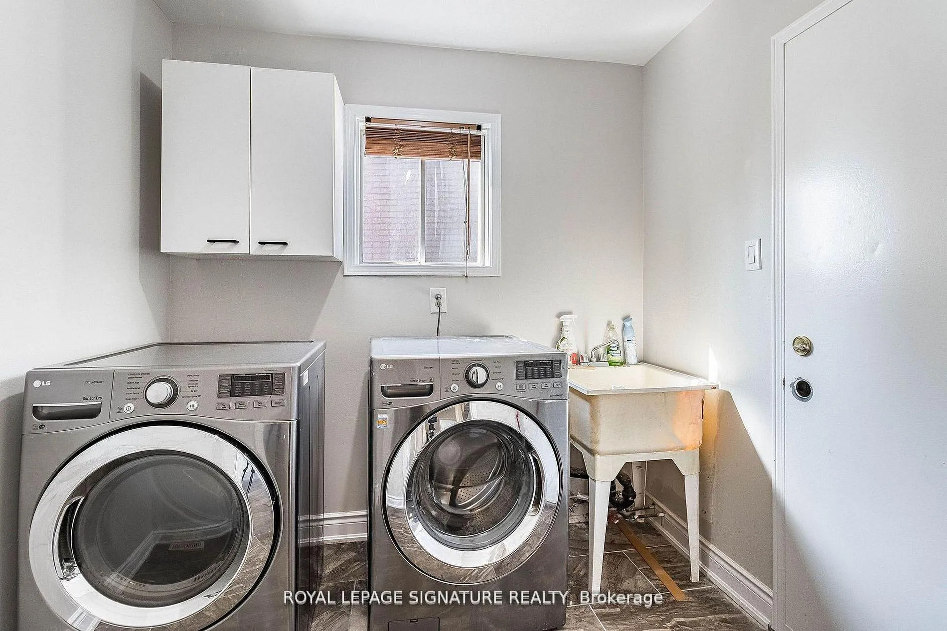 Photo 15 of 37 Richwood Crescent, Brampton, Bram West — HOMEH