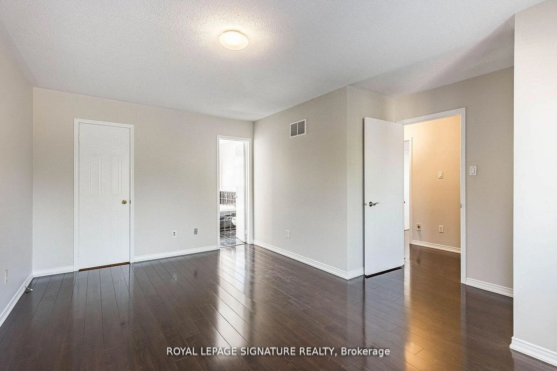 Photo 19 of 37 Richwood Crescent, Brampton, Bram West — HOMEH