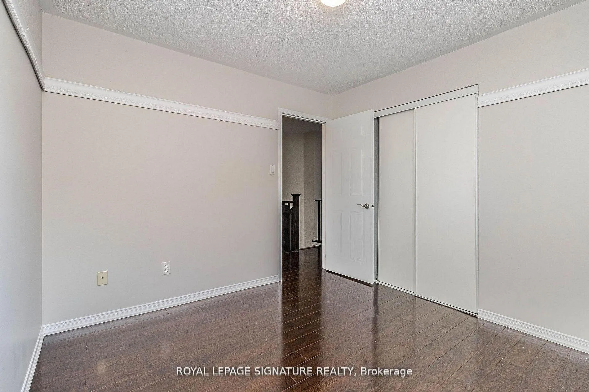 Photo 32 of 37 Richwood Crescent, Brampton, Bram West — HOMEH