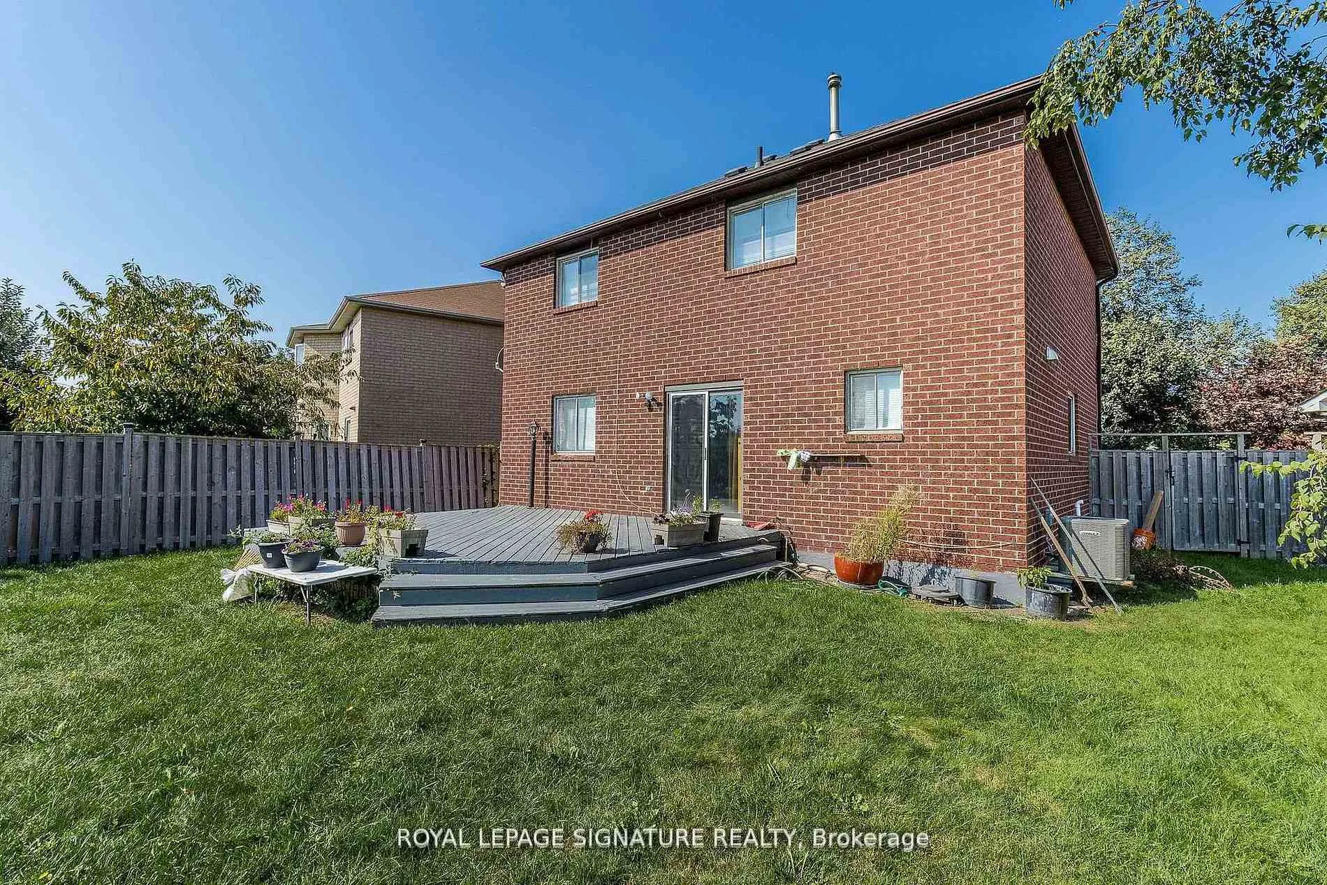 Photo 35 of 37 Richwood Crescent, Brampton, Bram West — HOMEH