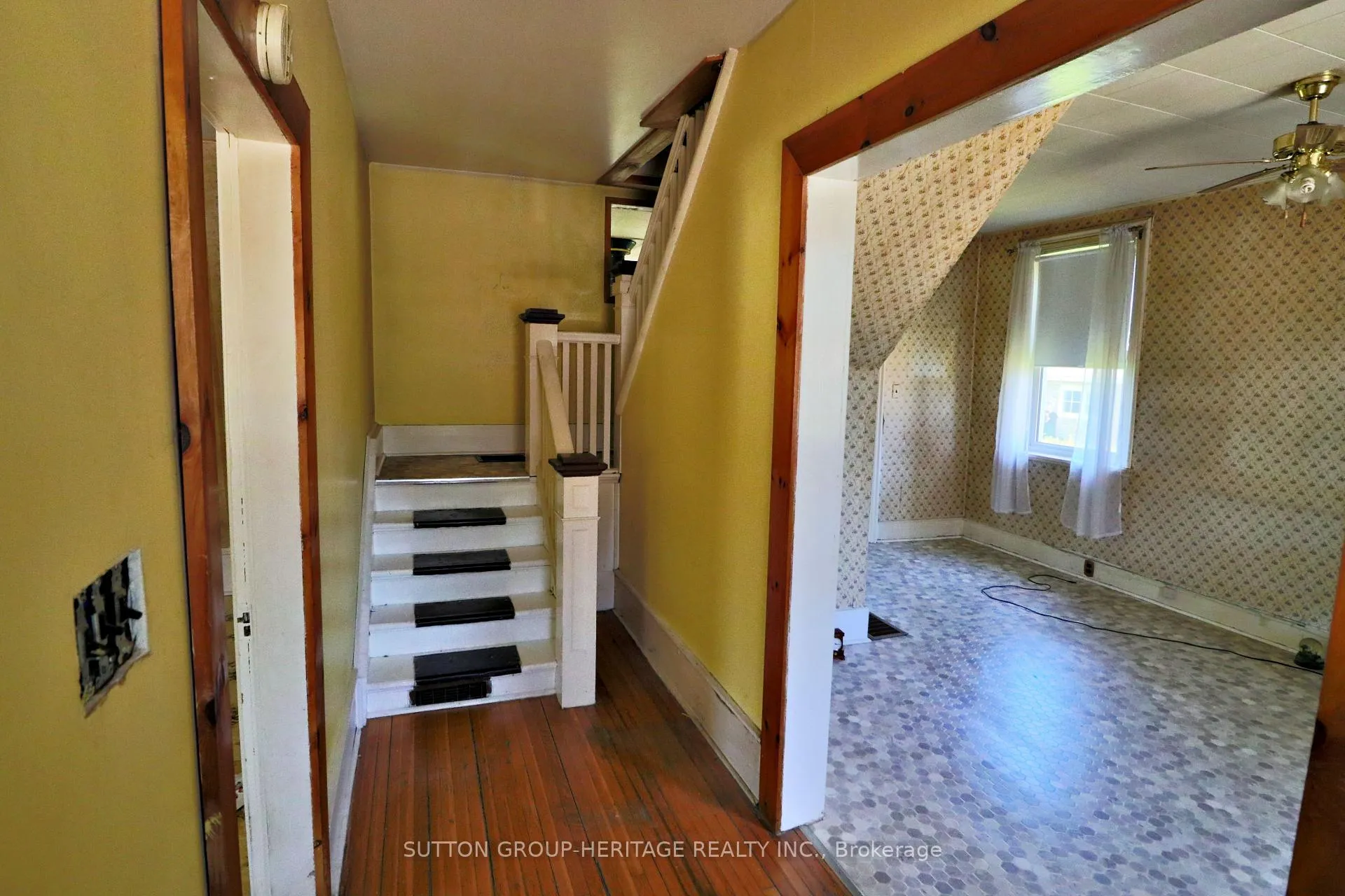 Photo 11 of 54 Munro Street, Brock, Cannington — HOMEH