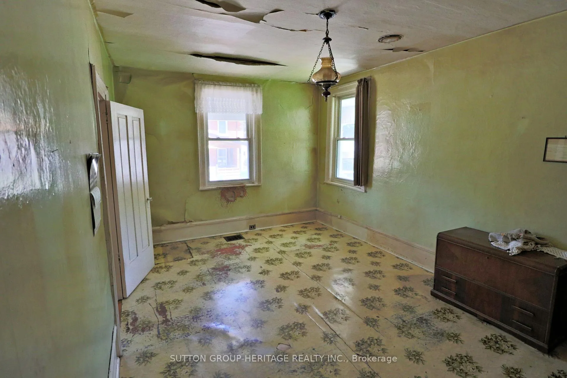 Photo 12 of 54 Munro Street, Brock, Cannington — HOMEH