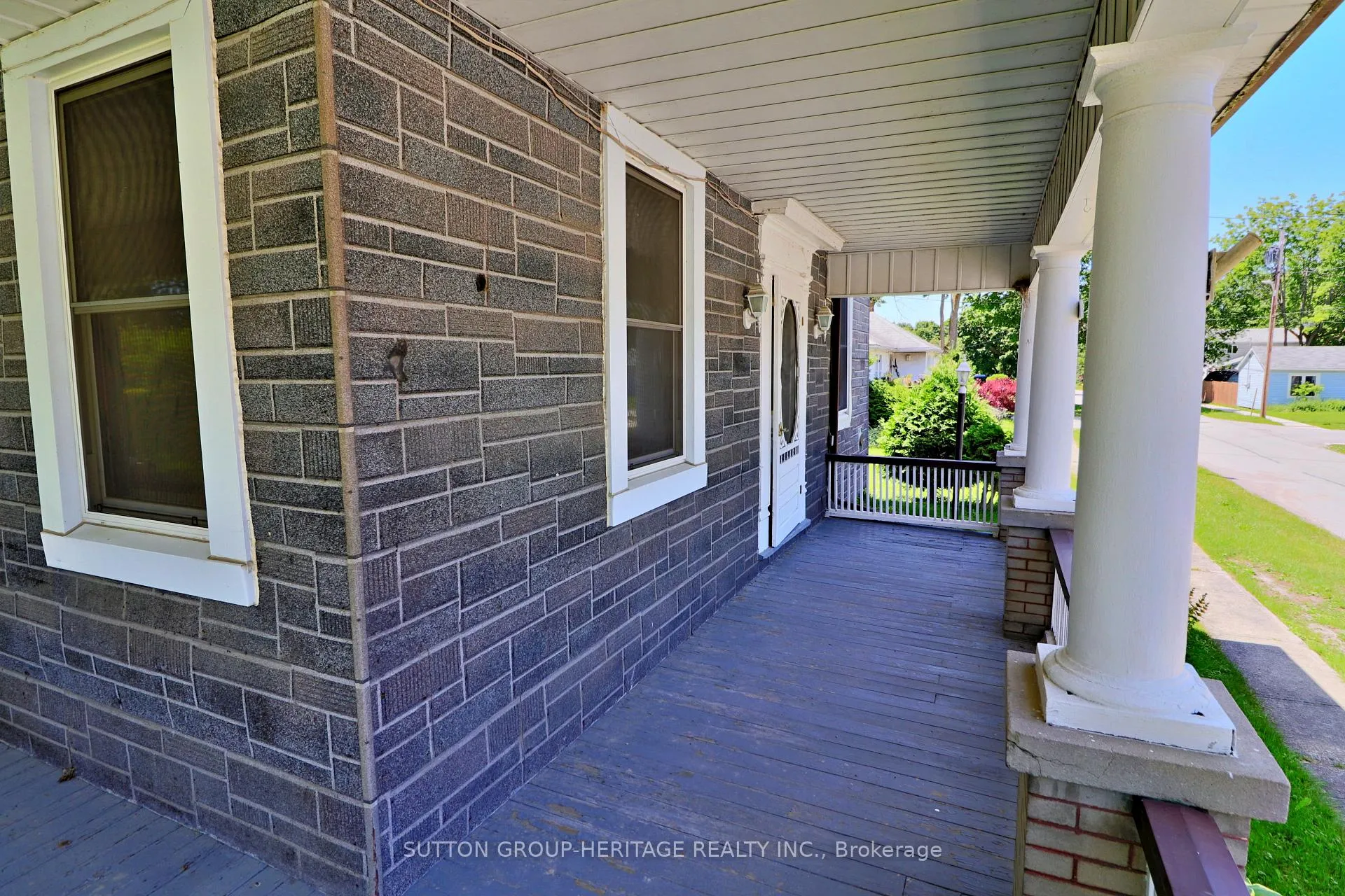 Photo 17 of 54 Munro Street, Brock, Cannington — HOMEH