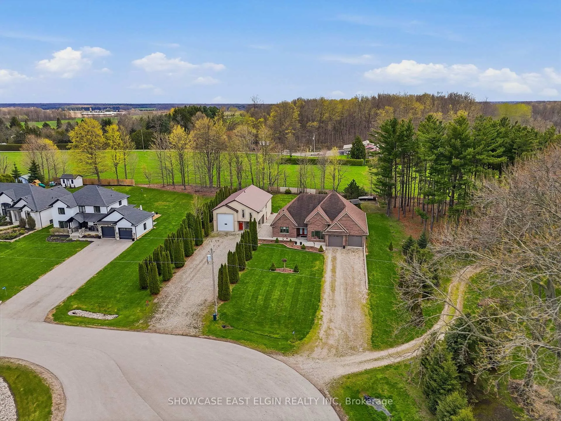 Front of 88628 Hilltop Lane